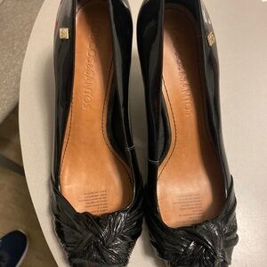 Loucos and Santos Black Patent Heels